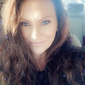 Meet your Posher, Kimberly brooke